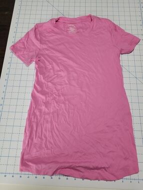 Time and Tru Pink Short Sleeve Maternity Crewneck Tee